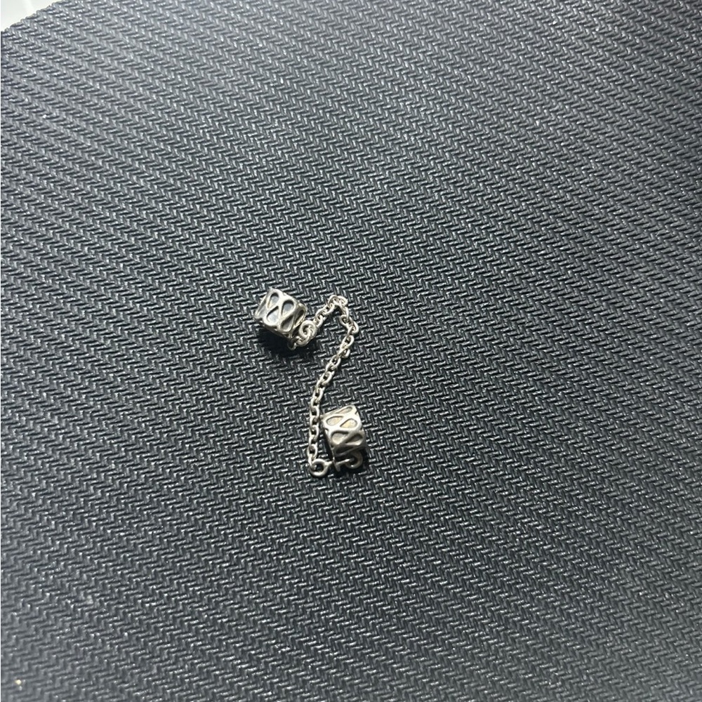 Authentic pandora lock chain.
